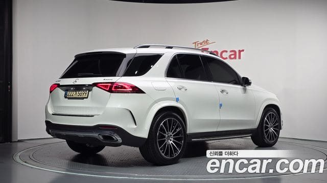 Mercedes-Benz GLE-Class — фото 1