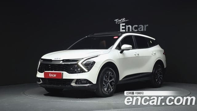 Kia Sportage — фото 1
