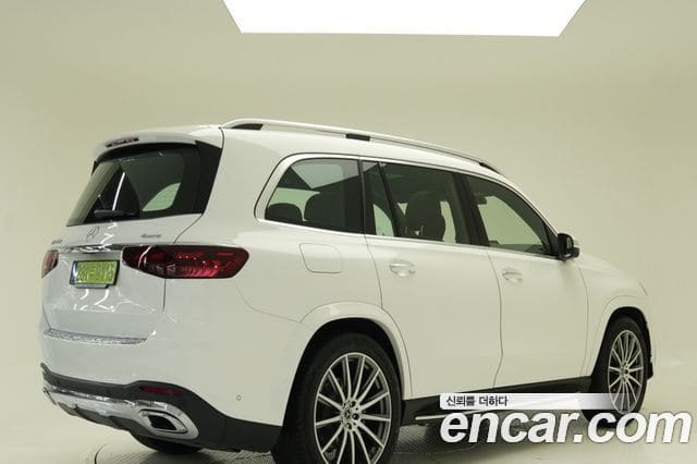 Mercedes-Benz GLS-Class — фото 1