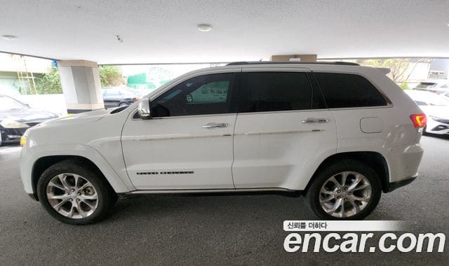 Jeep Grand Cherokee — фото 1