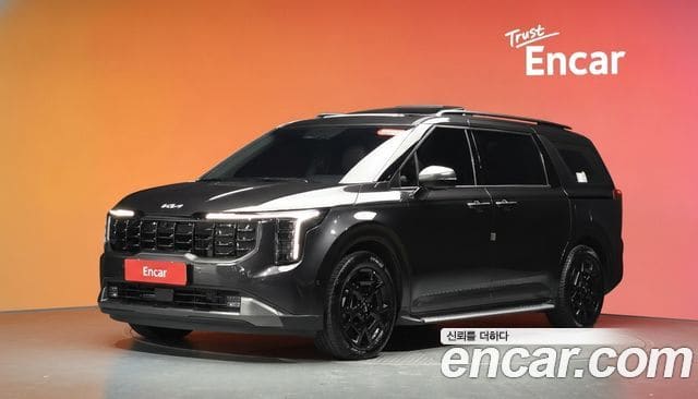 Kia Carnival — фото 1