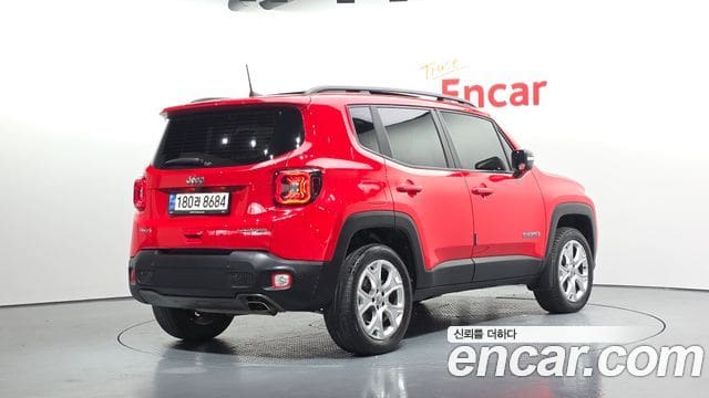 Jeep Renegade — фото 1