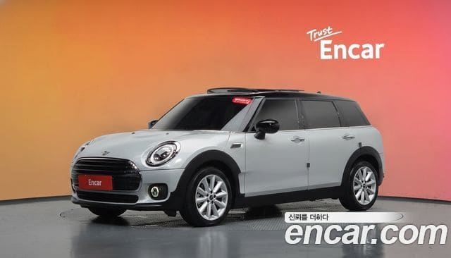 Mini Cooper Clubman — фото 1