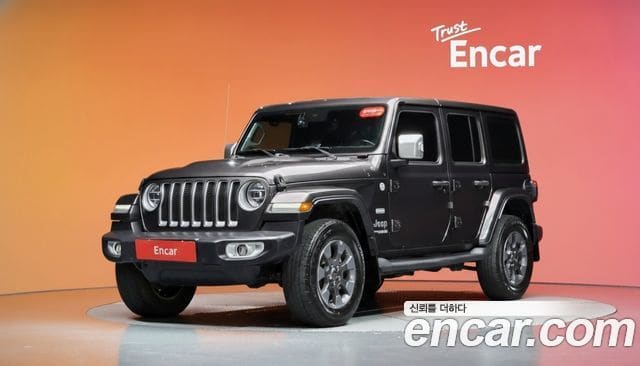 Jeep Wrangler — фото 1