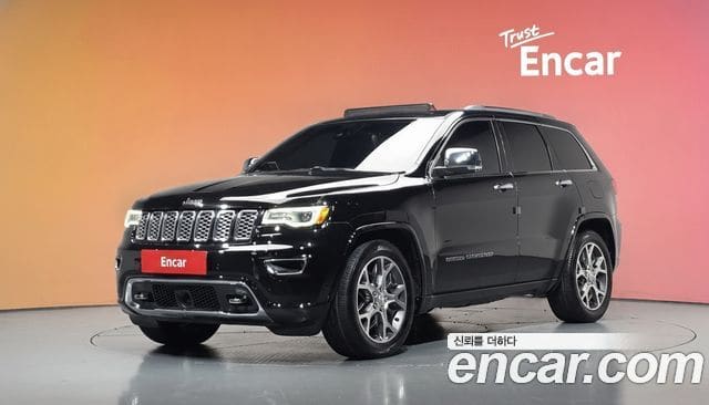 Jeep Grand Cherokee — фото 1