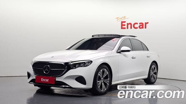 Mercedes-Benz E-Class — фото 1