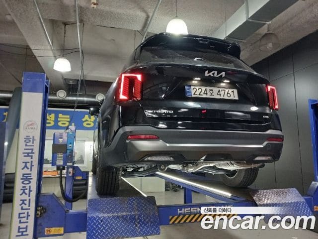Kia Sorento — фото 1