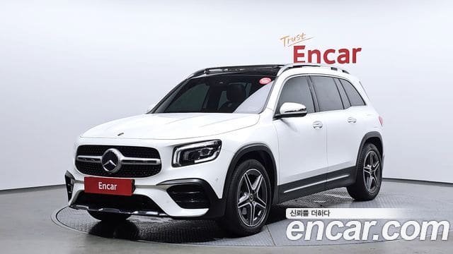 Mercedes-Benz GLB-Class — фото 1