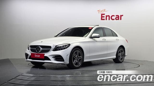 Mercedes-Benz C-Class — фото 1