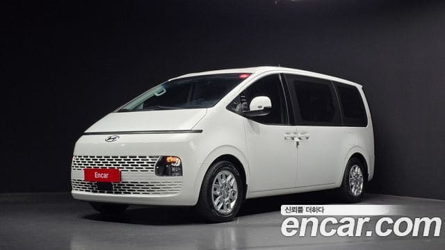 Hyundai Staria — фото 1