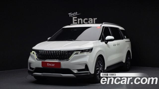 Kia Carnival — фото 1