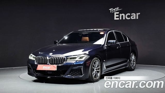 BMW 5 Series — фото 1