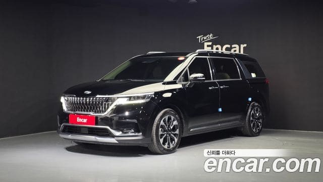 Kia Carnival — фото 1