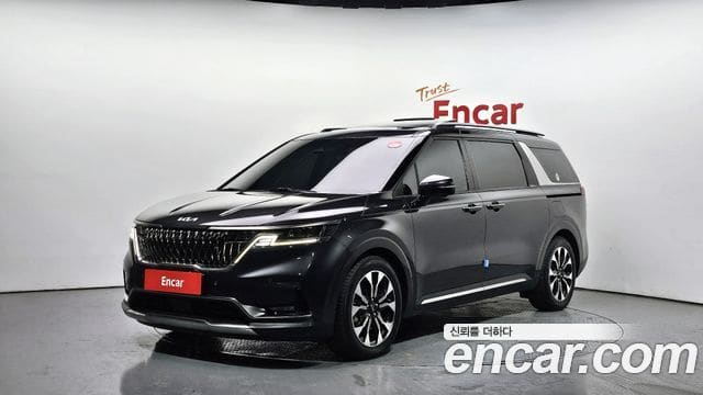 Kia Carnival — фото 1