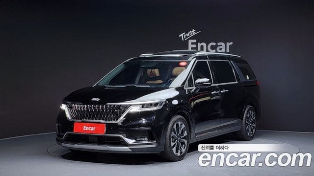Kia Carnival — фото 1