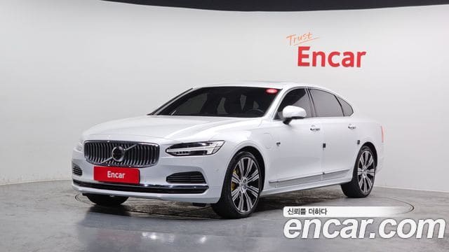 Volvo S90 — фото 1