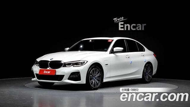BMW 3 Series — фото 1