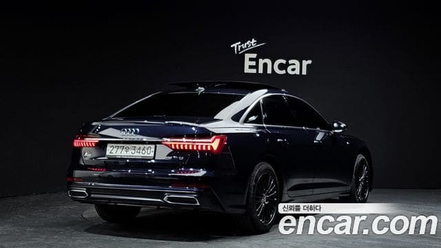 Audi A6 — фото 1