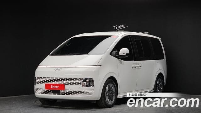 Hyundai Staria — фото 1