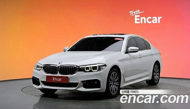 BMW 5 Series — фото 1