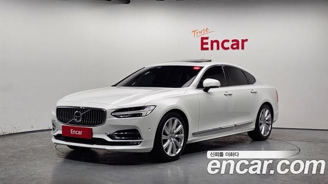 Volvo S90 — фото 1