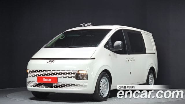 Hyundai Staria — фото 1
