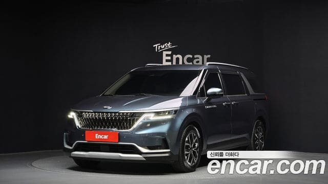 Kia Carnival — фото 1