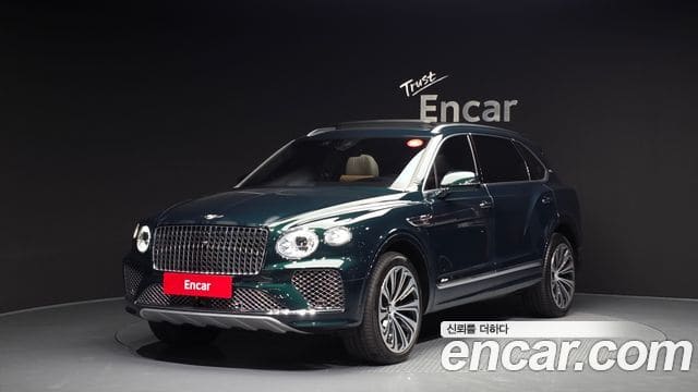Bentley Bentayga — фото 1