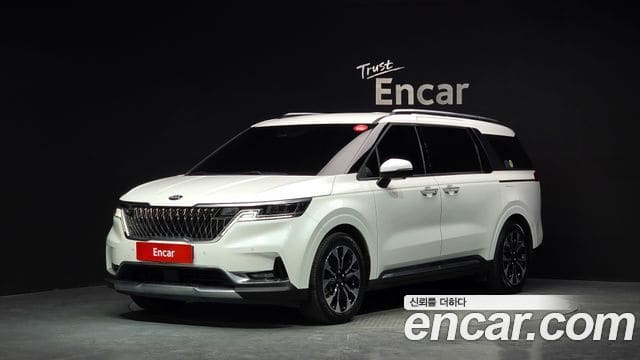 Kia Carnival — фото 1