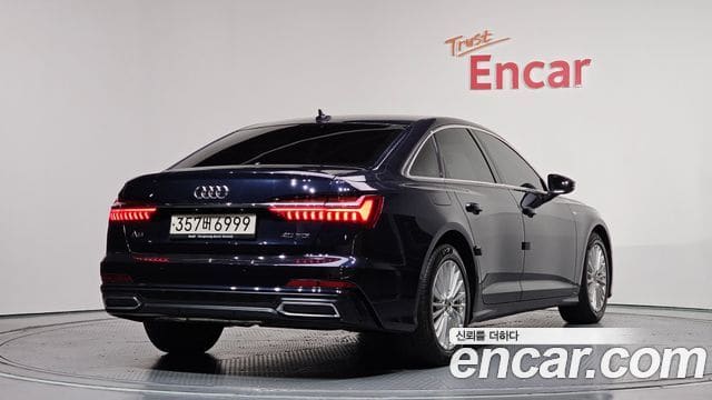 Audi A6 — фото 1
