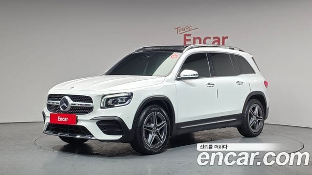 Mercedes-Benz GLB-Class — фото 1