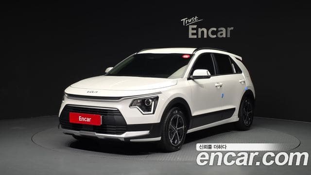 Kia Niro — фото 1