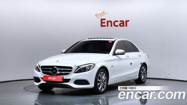 Mercedes-Benz C-Class — фото 1