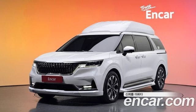 Kia Carnival — фото 1