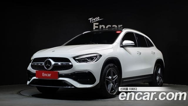Mercedes-Benz GLA-Class — фото 1