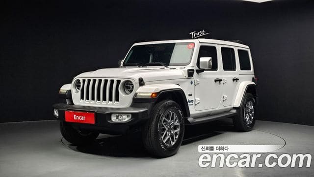 Jeep Wrangler — фото 1