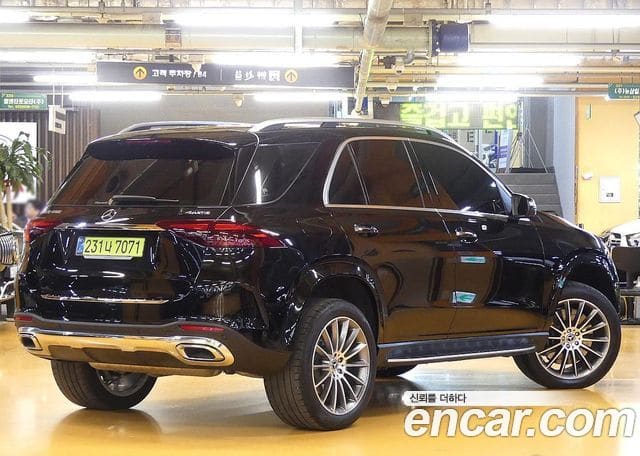Mercedes-Benz GLE-Class — фото 1