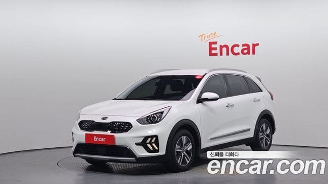 Kia Niro — фото 1
