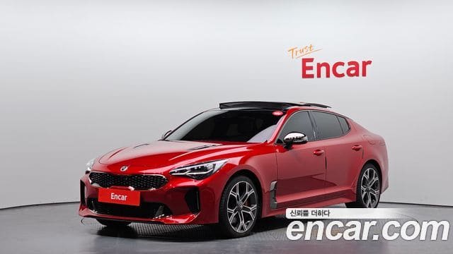 Kia Stinger — фото 1