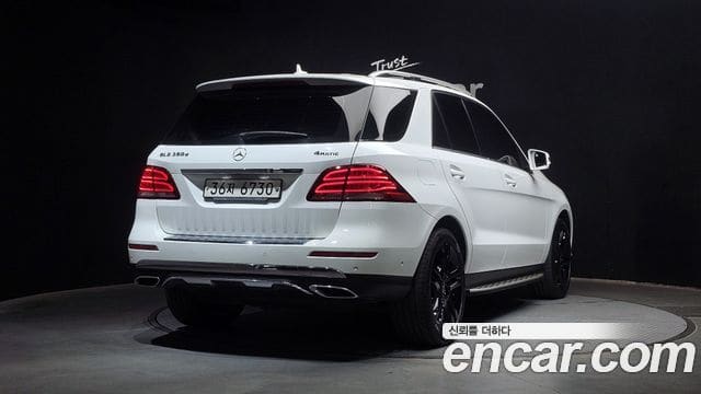 Mercedes-Benz GLE-Class — фото 1