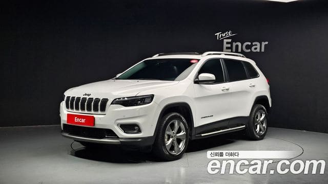 Jeep Cherokee — фото 1