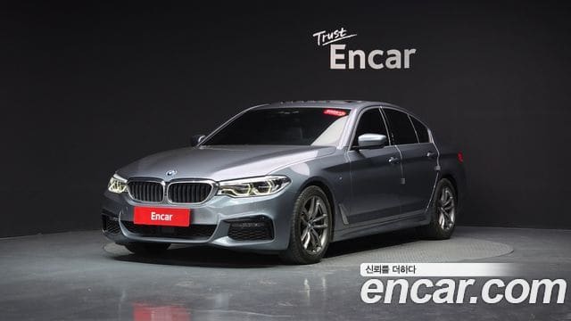 BMW 5 Series — фото 1