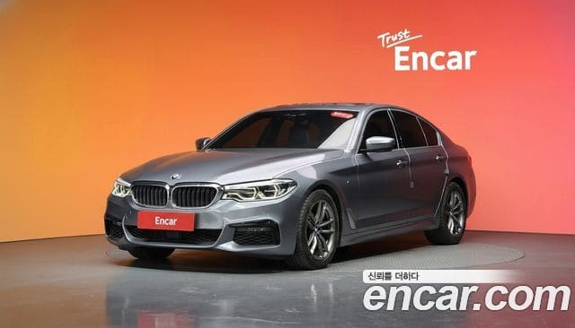 BMW 5 Series — фото 1