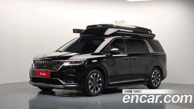 Kia Carnival — фото 1