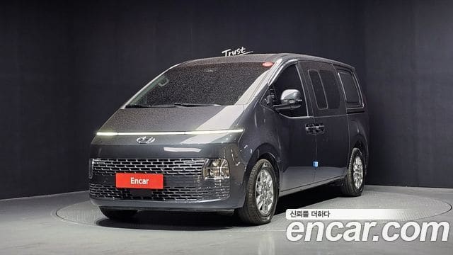 Hyundai Staria — фото 1