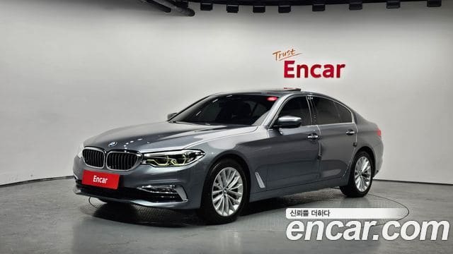 BMW 5 Series — фото 1