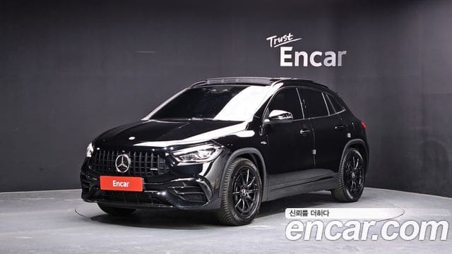 Mercedes-Benz GLA-Class — фото 1