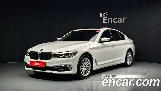 BMW 5 Series — фото 1