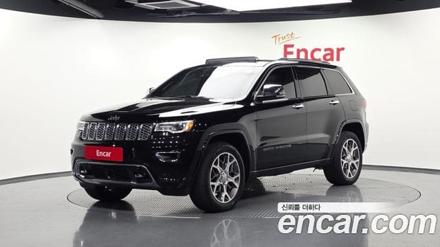 Jeep Grand Cherokee — фото 1