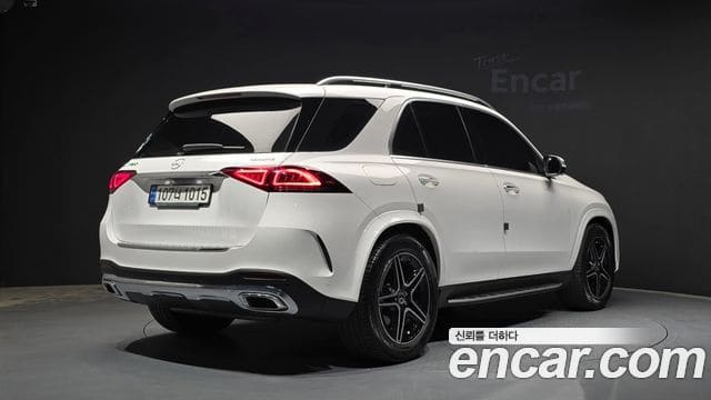 Mercedes-Benz GLE-Class — фото 1